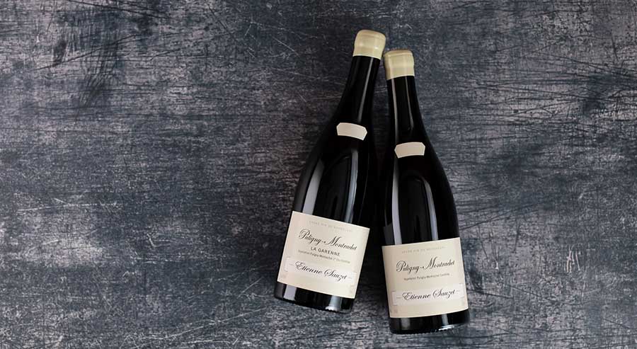 selective focus photography of clear glass wine glass